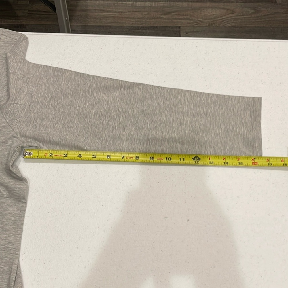 NEW Pure J Jill WOMENS LARGE PETITE Gray Stretch Long-Sleeve Shirttail Tee Shirt - Picture 12 of 16